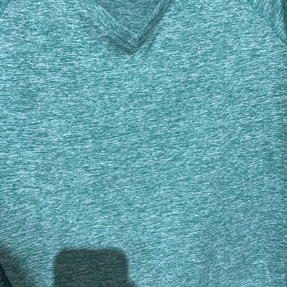 Women’s | XL | Athletic tee - Picture 6 of 6